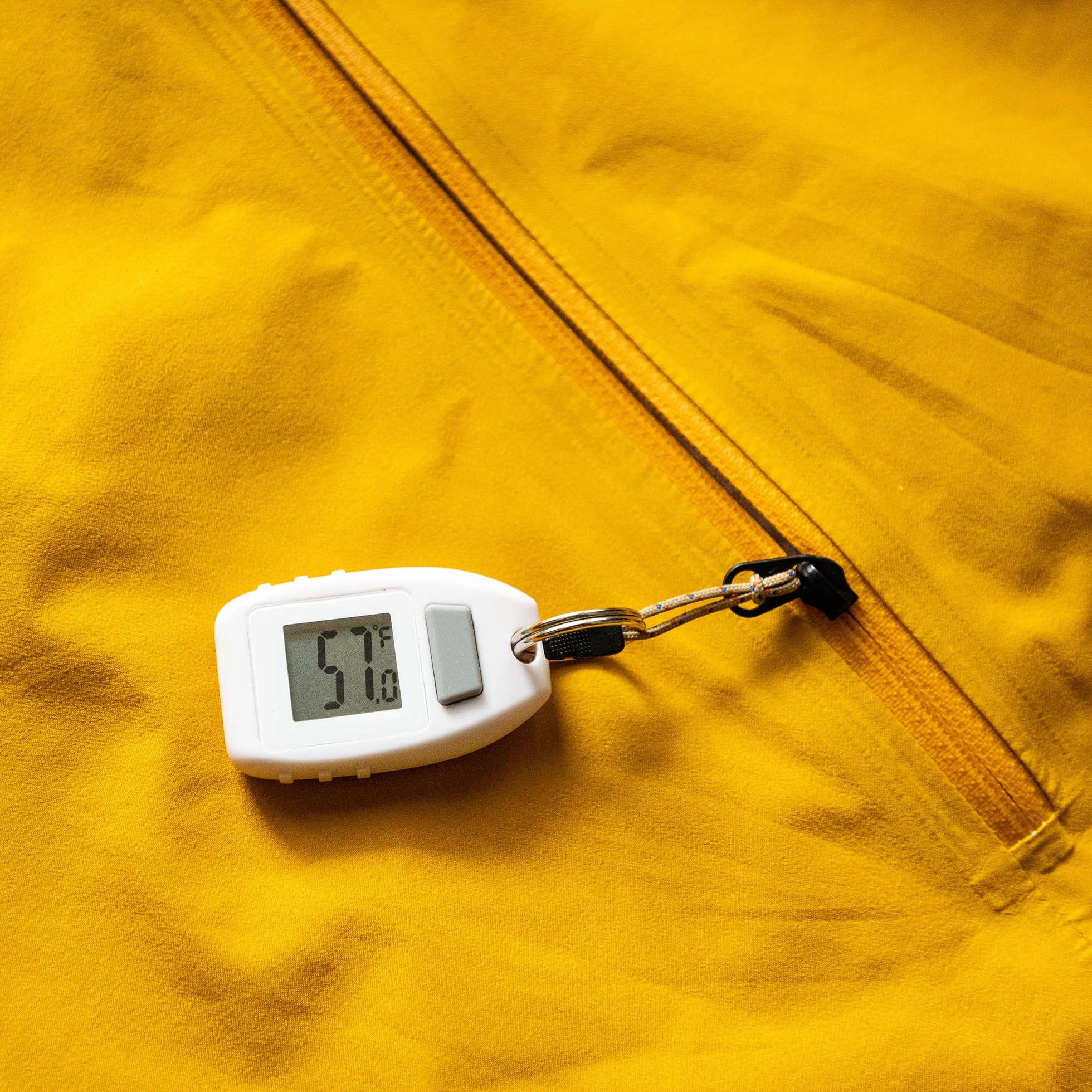 Sun Company Digital Zipogage Thermomètre numérique Compact Zipperpull pour Ski Snowboard Camping Temps Froid Plein air