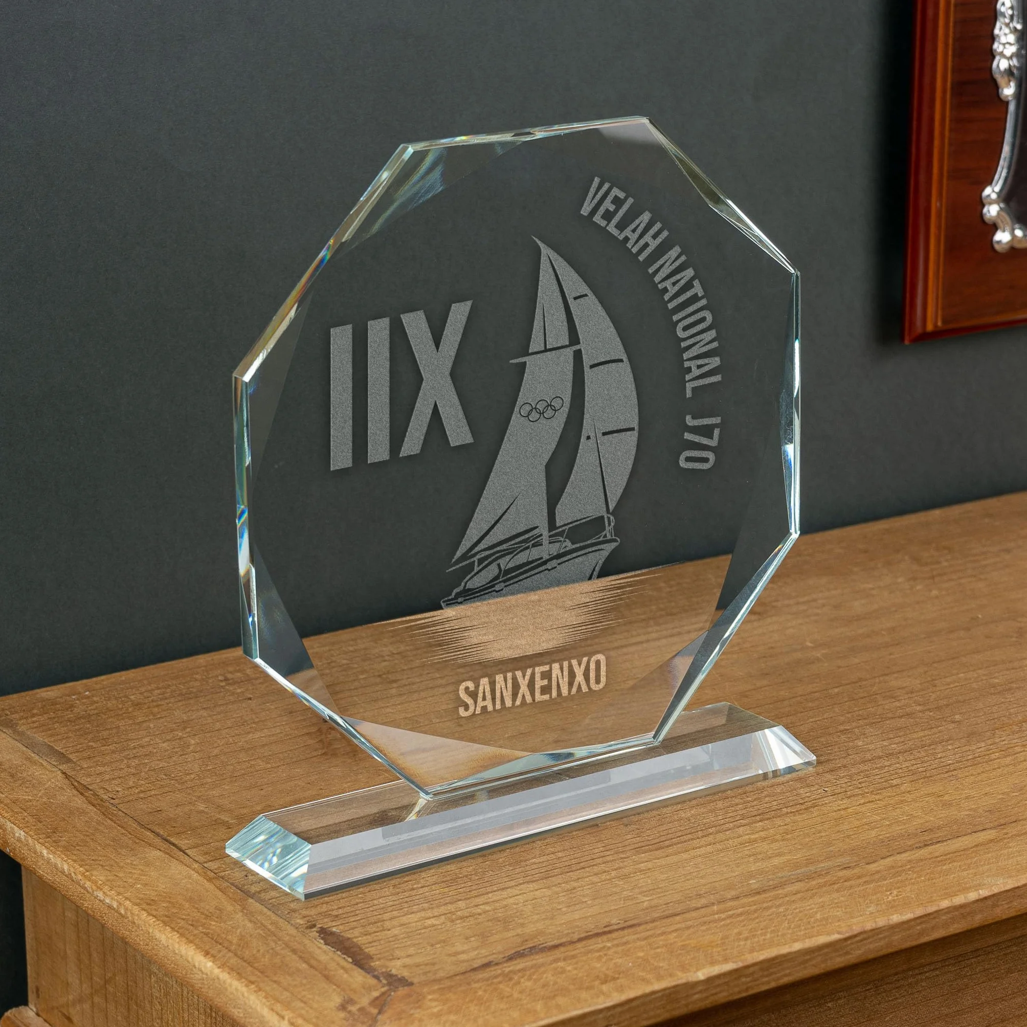 Trophée Personnalisé Verre Gravé Octogonal avec Nom et Texte Boîtier de Rangement Inclus