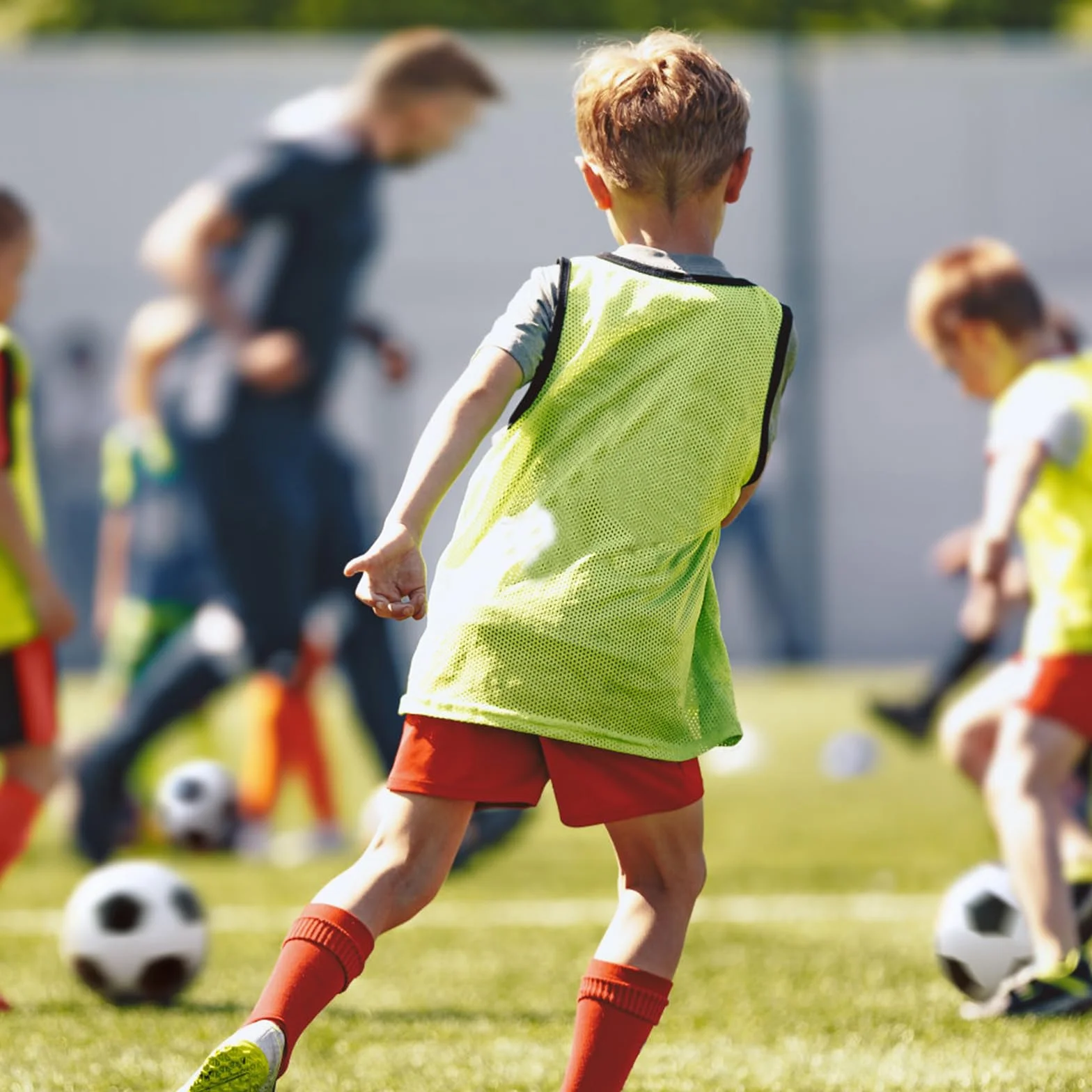 Lot de 6 Chasubles d'Entraînement Sport Enfants Football Gilet Professionnel Pratique Basket Rugby Hockey