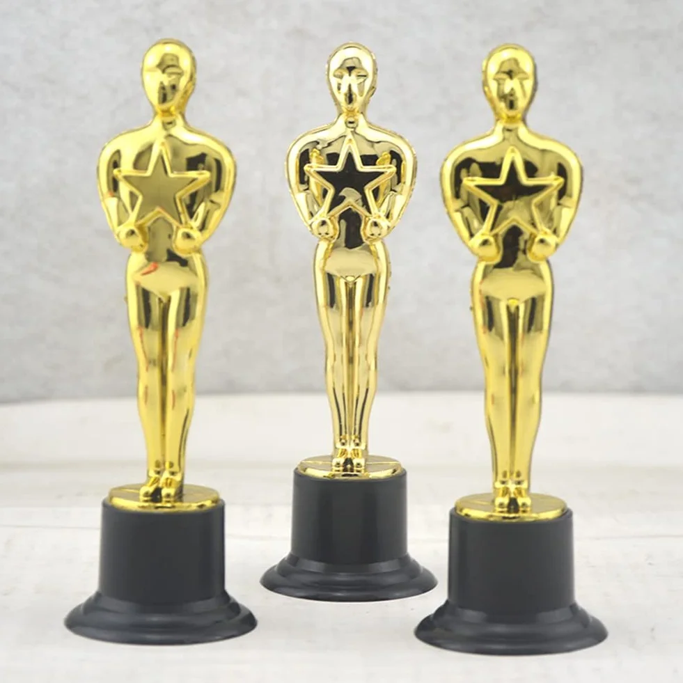 Statuettes de Trophées en Plastique Lot de 24 pour Récompense Scolaire et Fête