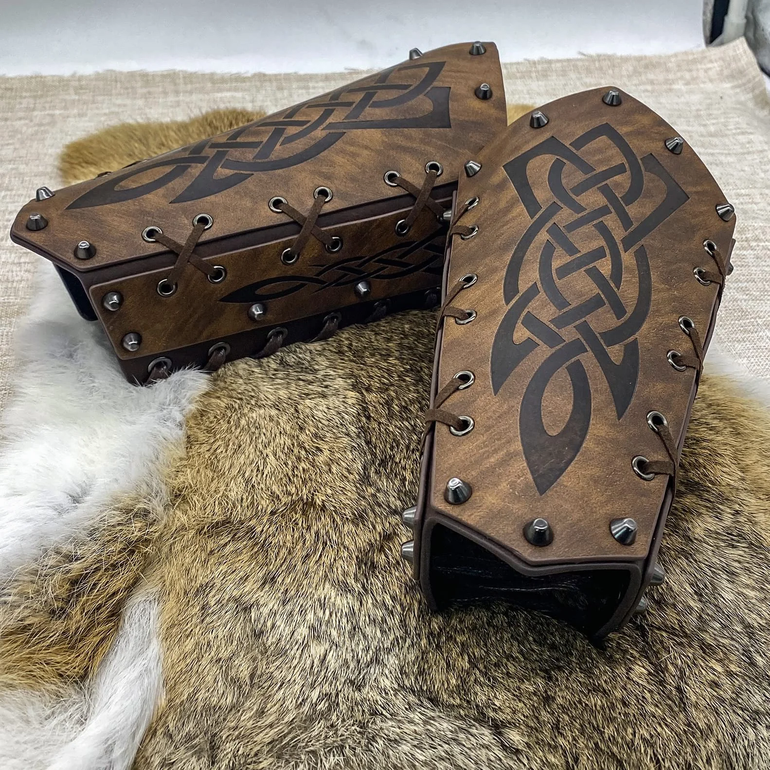 Brassard en cuir rétro médiéval pour tir à l'arc, bracelet Viking LARP Cosplay Renaissance