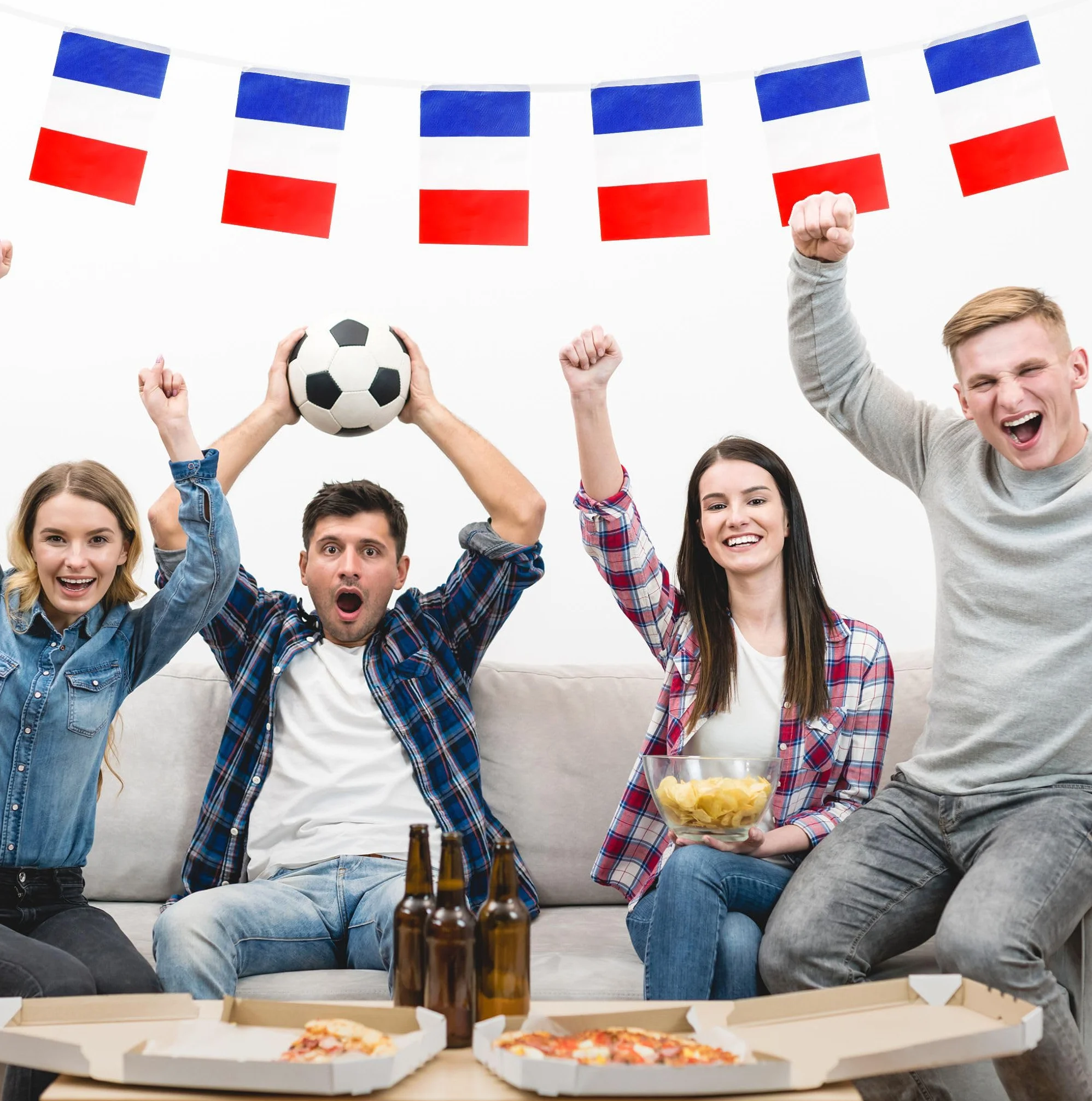 Guirlande de 30 drapeaux de la France 14 x 21 cm 10 m Motif football européen 2024 Décoration de fête