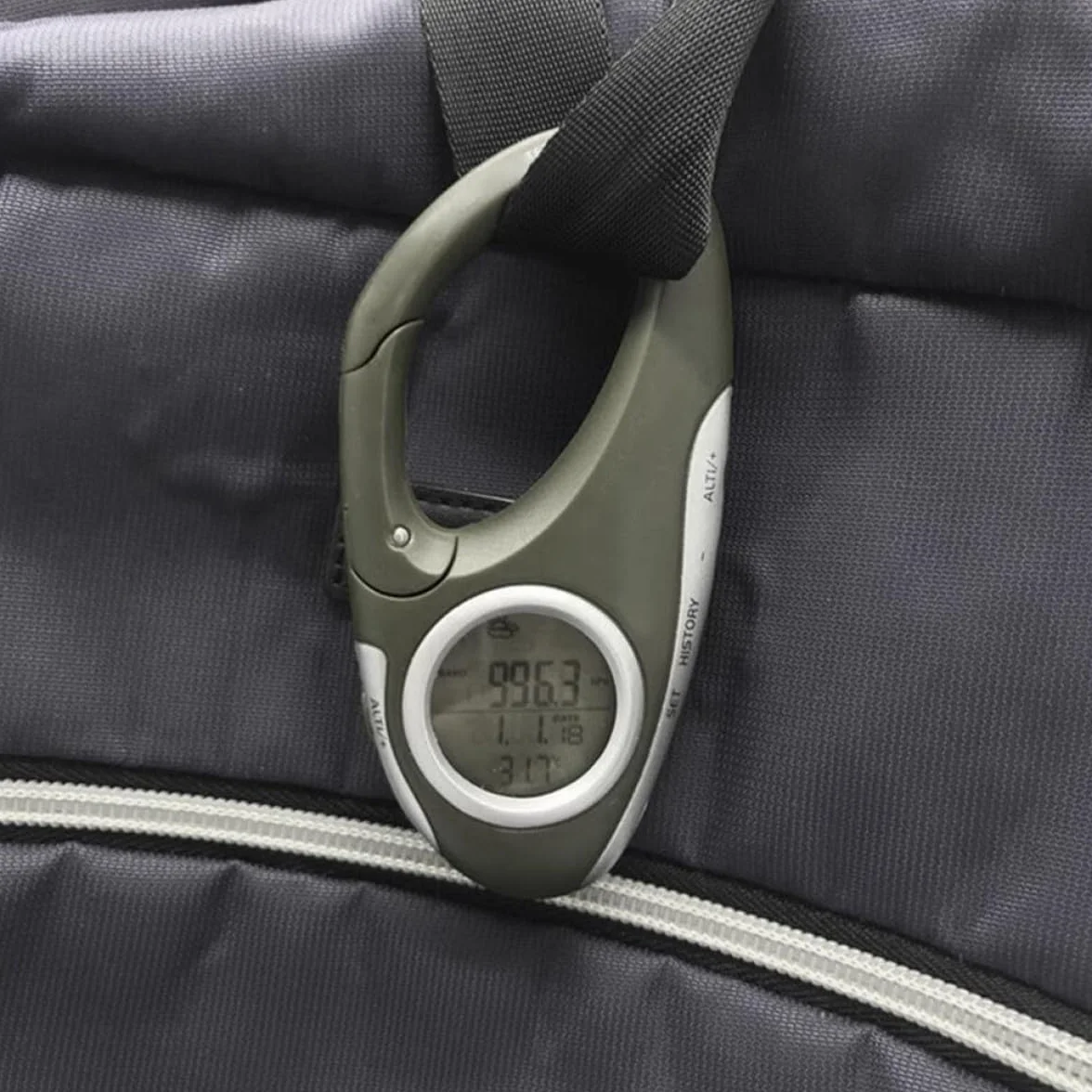 Altimètre Baromètre Thermomètre à Mousqueton Vert ABS Portable Mesure Pression Atmosphérique Altitude Randonnée