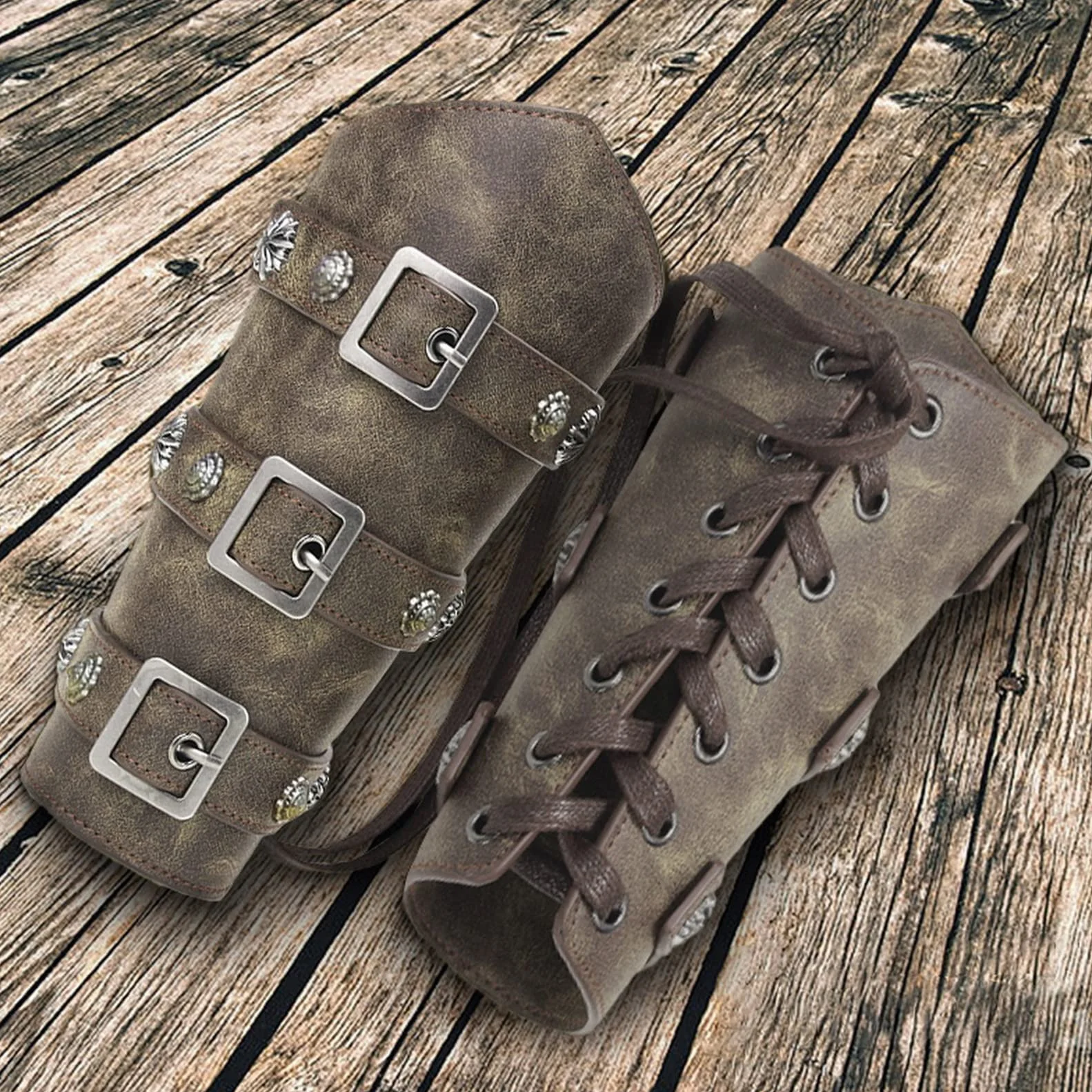 COSFAN Brassards Rétro Armure Médiévale en Cuir Réglable pour Tir Chasse Viking Punk Gothique