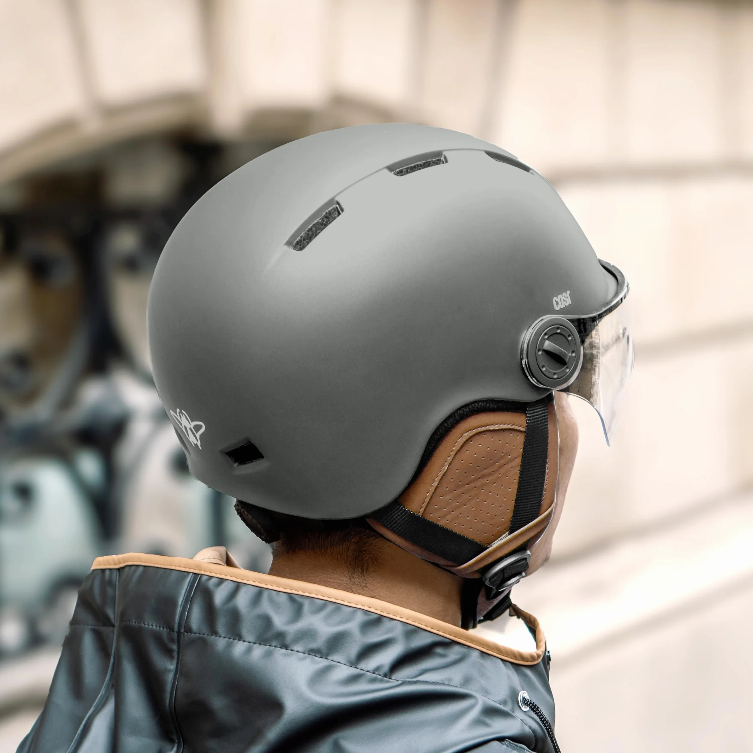 Casque Lifestyle Urbain Vélo Trottinette Électrique Visière Transparente Cache-Oreille Amovibles