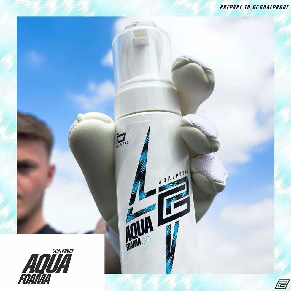 Goalproof Aqua Foama Nettoyant pour gants de gardien de but | Mousse moussante prise en main durable