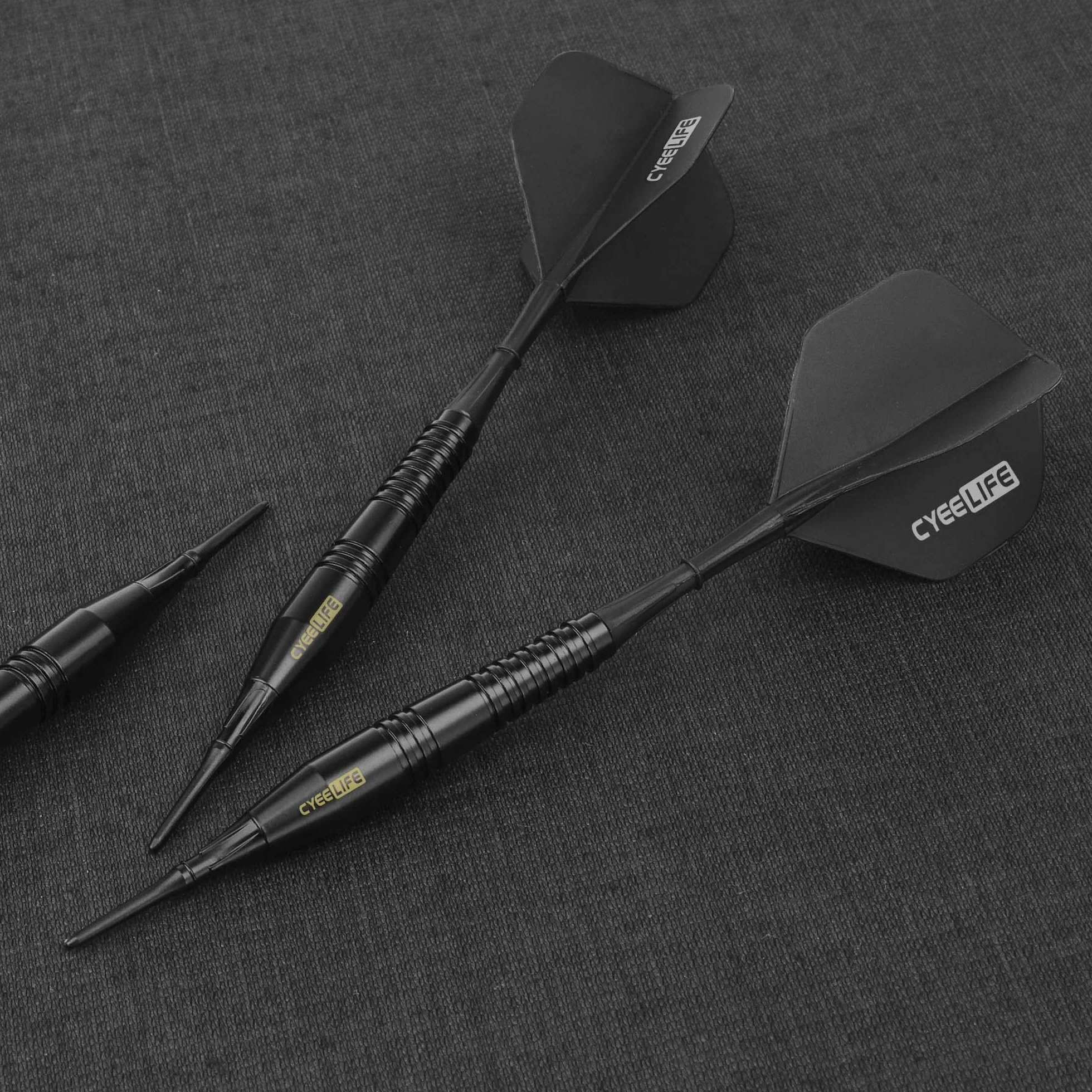 Flechette Pointe Plastique 18g avec Boîtiers et étuis Integration Empennages