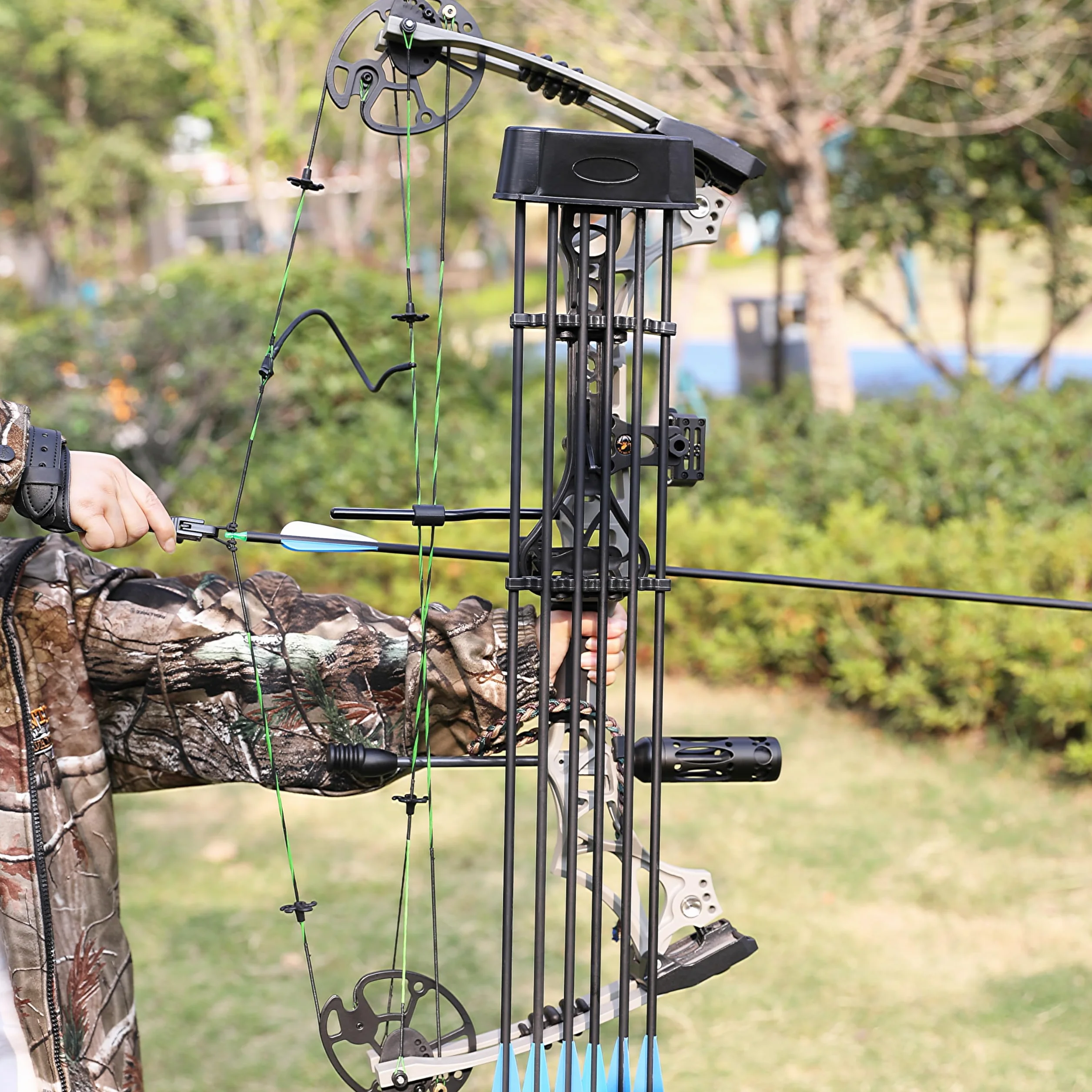 Kit Arc à Poulies Chasse et Cible Limbe USA Poids 30-44lbs IBO 320FPS Accessoires