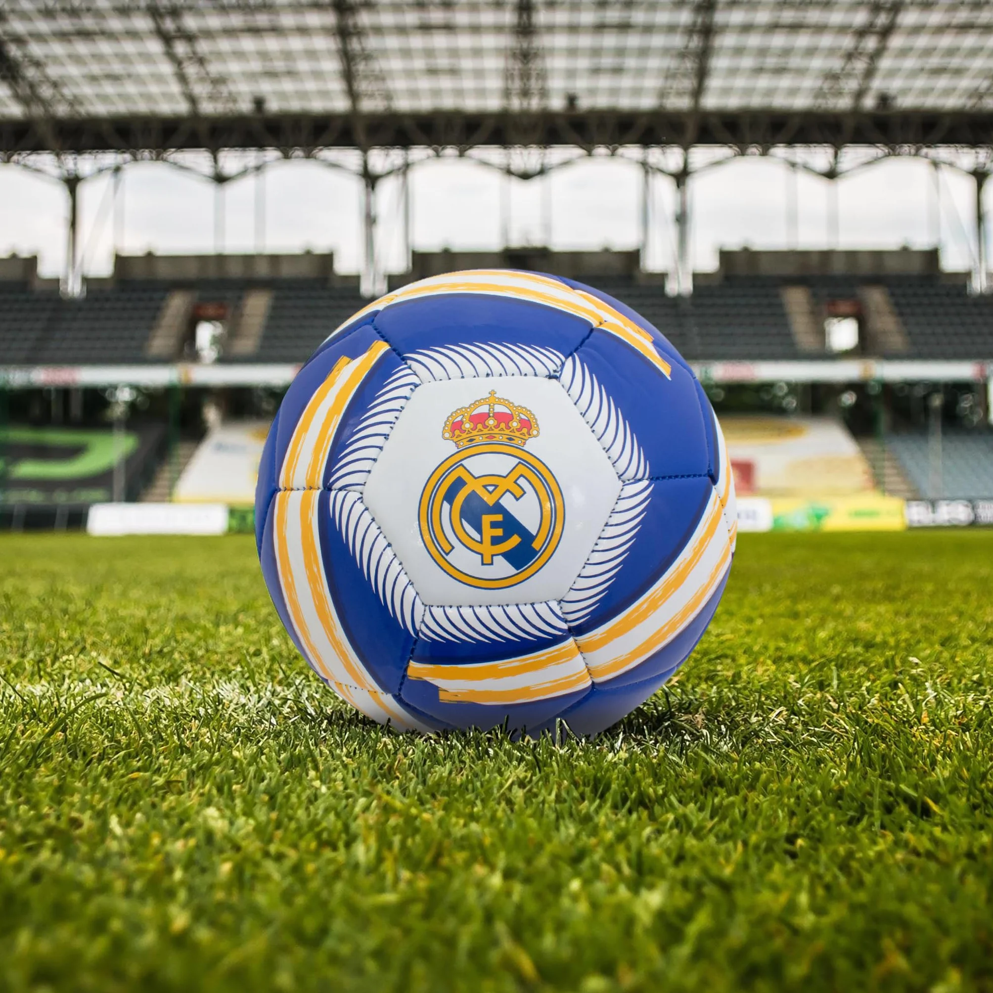 Hy-Pro Ballon de Football Cyclone Taille 5 Officiel Match Entraînement