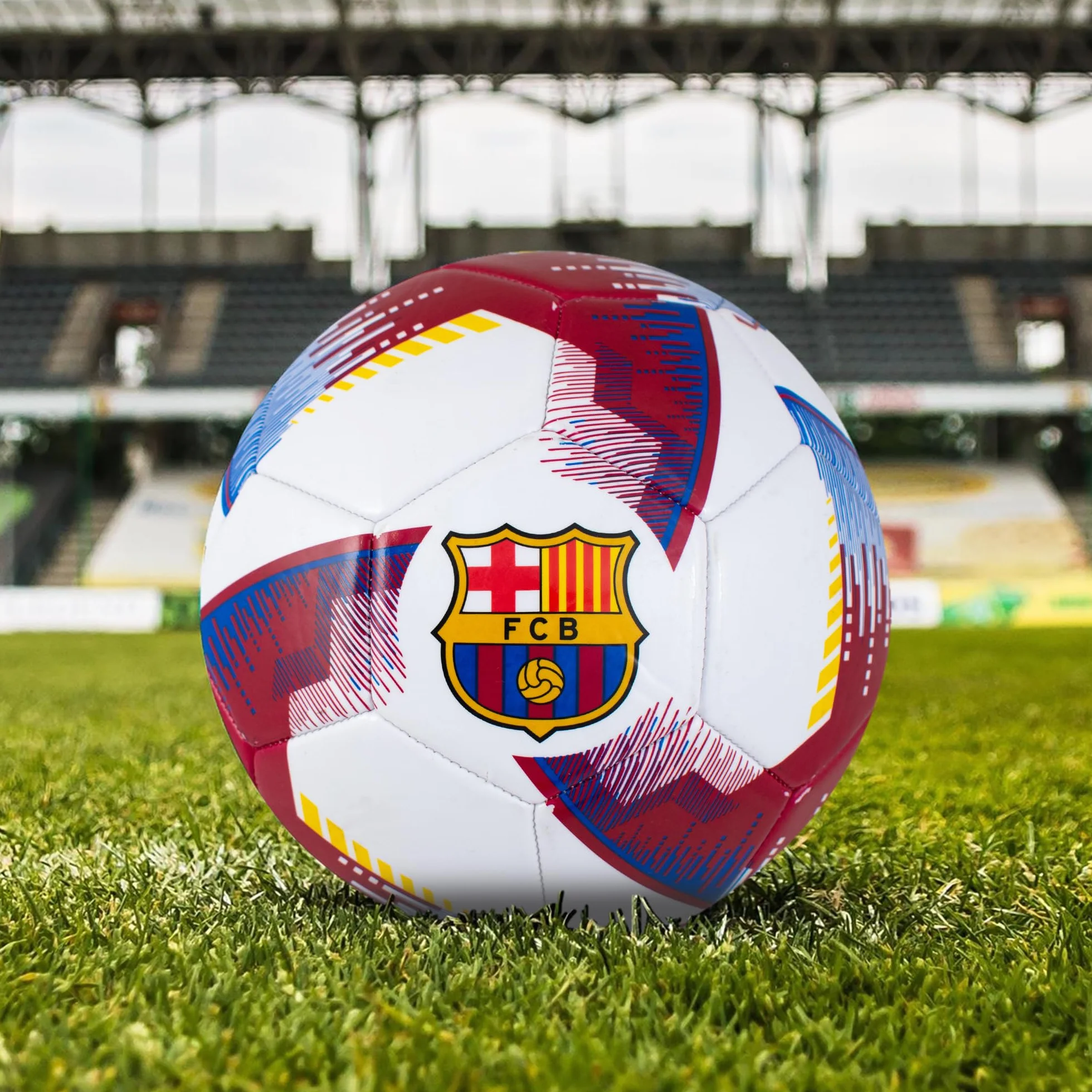 FC Barcelone Ballon de Football Taille 5 Design Blitz Hy-Pro