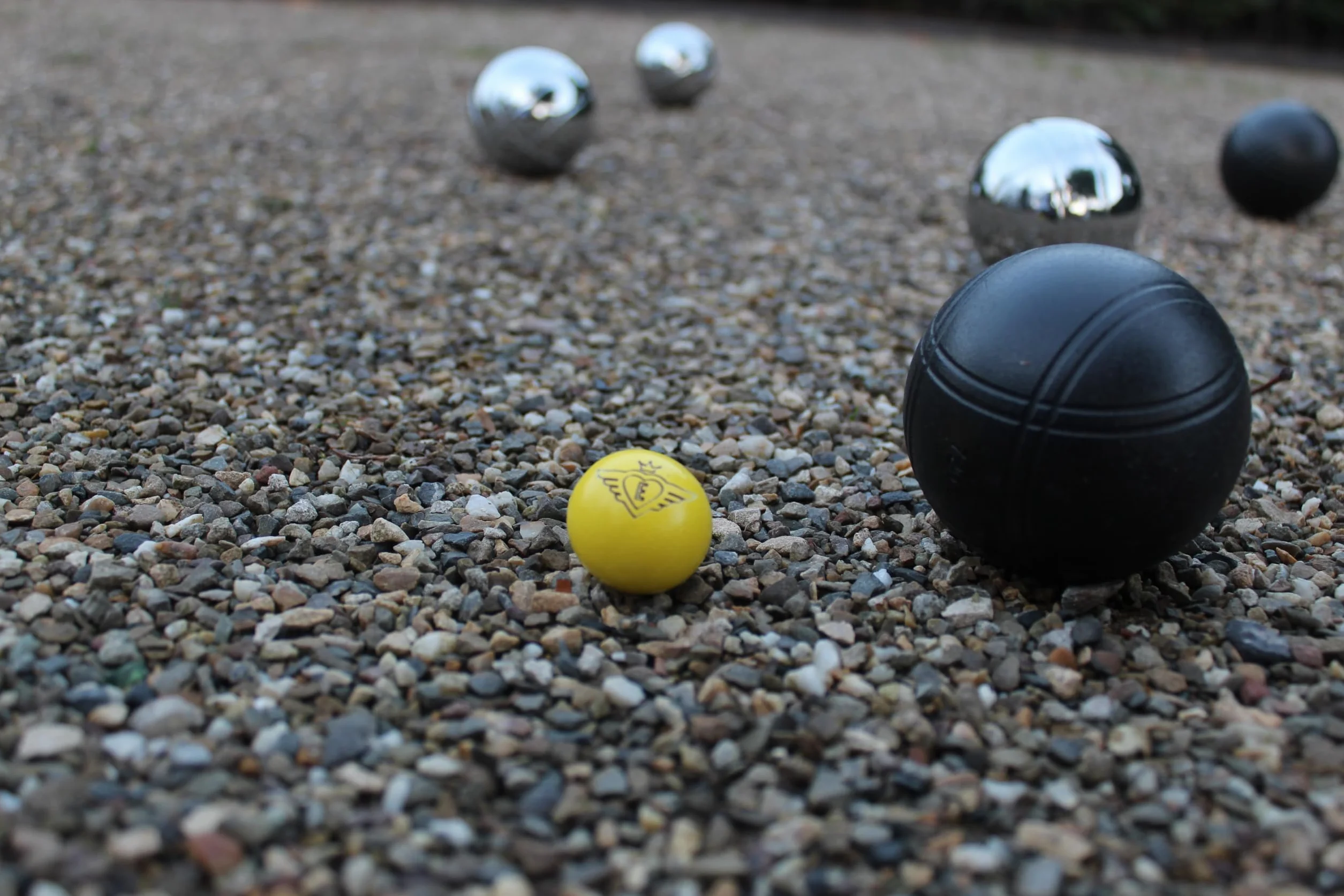 Engelhart Cochonnet Pétanque Bois Ø 30 mm But Officiel Jeu de Boules Lot 6/12/24 Buts Colorés Naturels