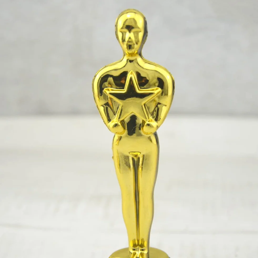 Statuettes de Trophées en Plastique Lot de 24 pour Récompense Scolaire et Fête