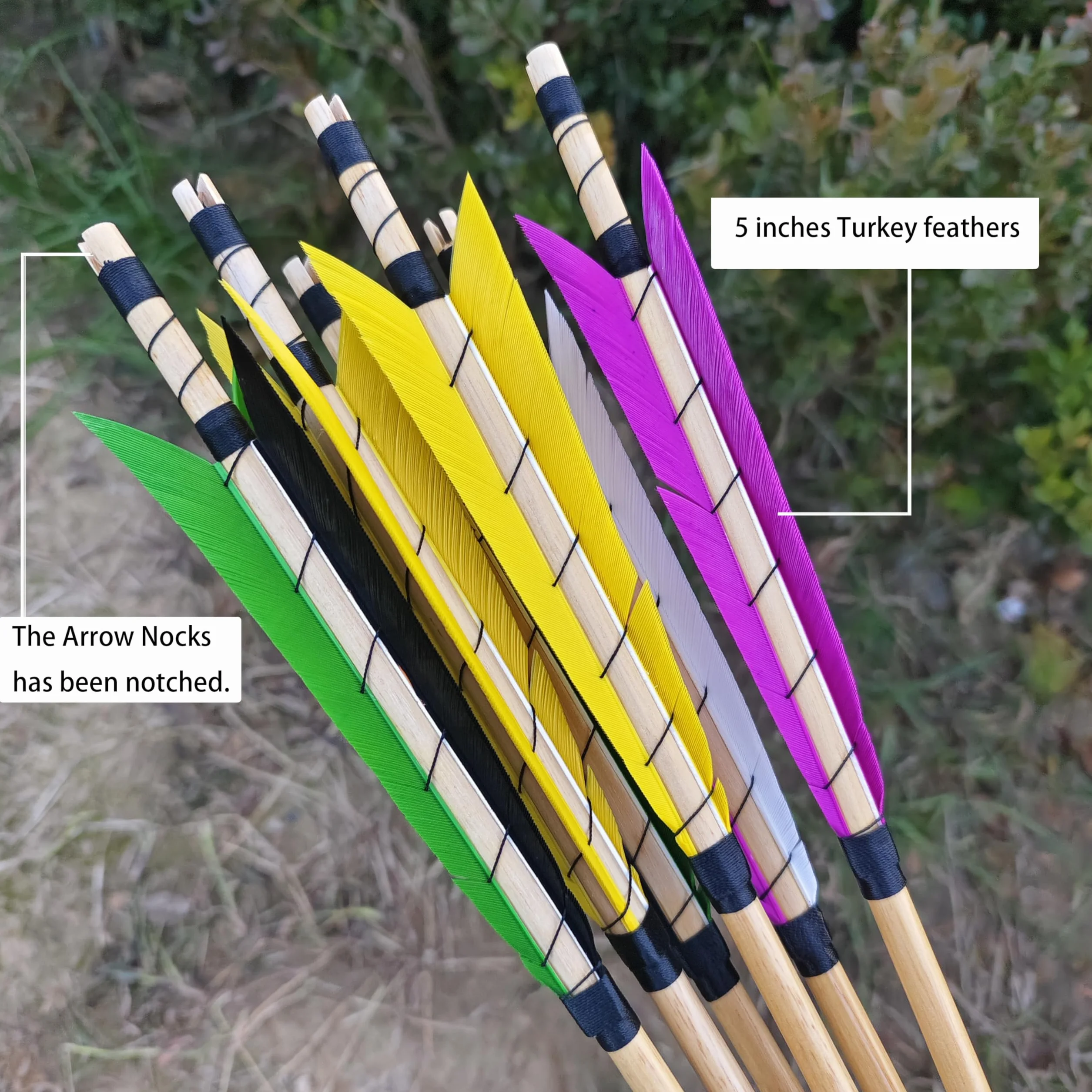 Flèches en Bois de 32 Pouces pour Tir à l'Arc Traditionnelles avec Plumes Naturelles