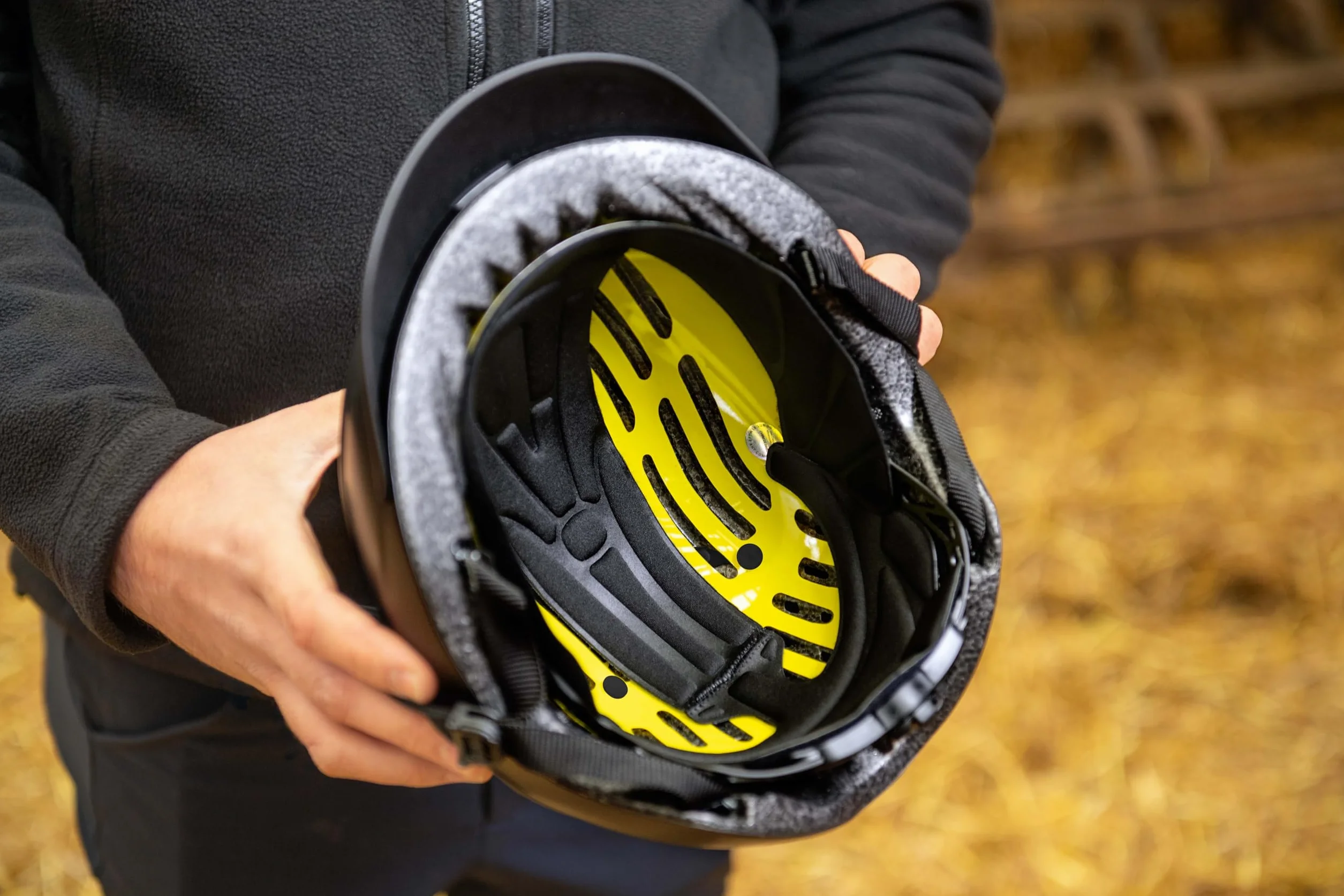uvex Exxential III MIPS Casque d'équitation léger Taille réglable