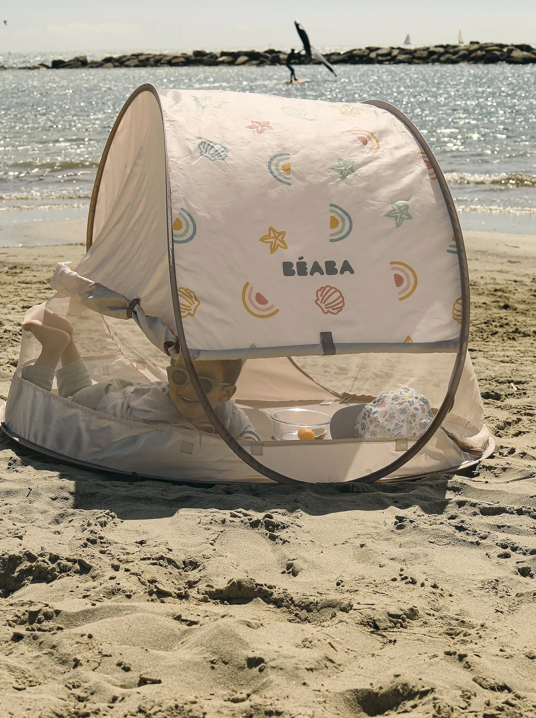 BÉABA Tente de Plage Anti UV Bébé UPF50+ Protection Solaire Pop-UP avec Ventilation 360° Moustiquaire