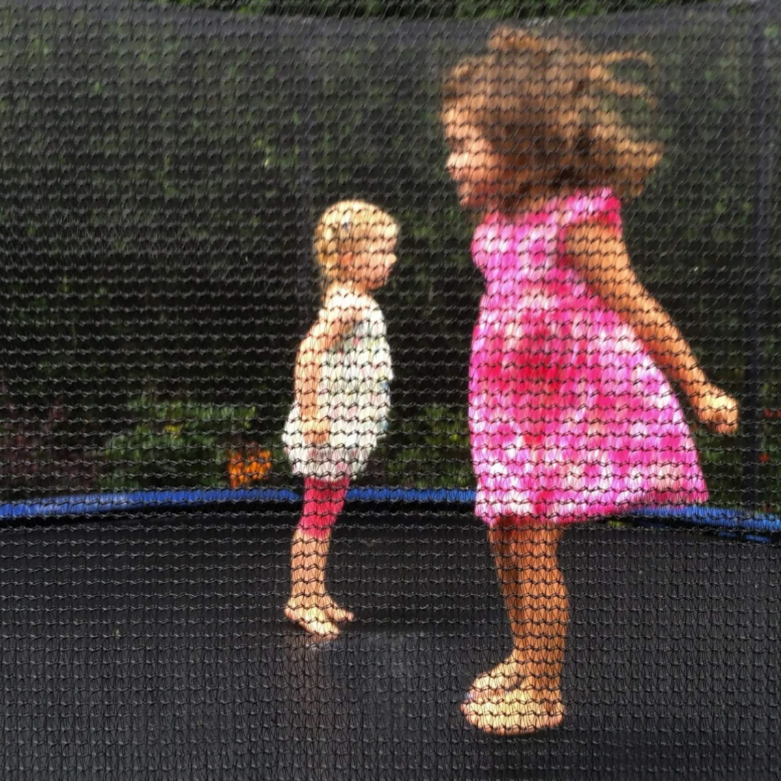 Filet de Protection pour Trampolines 244-423 cm, Résistant aux UV, Noir/Bleu/Vert/Rose