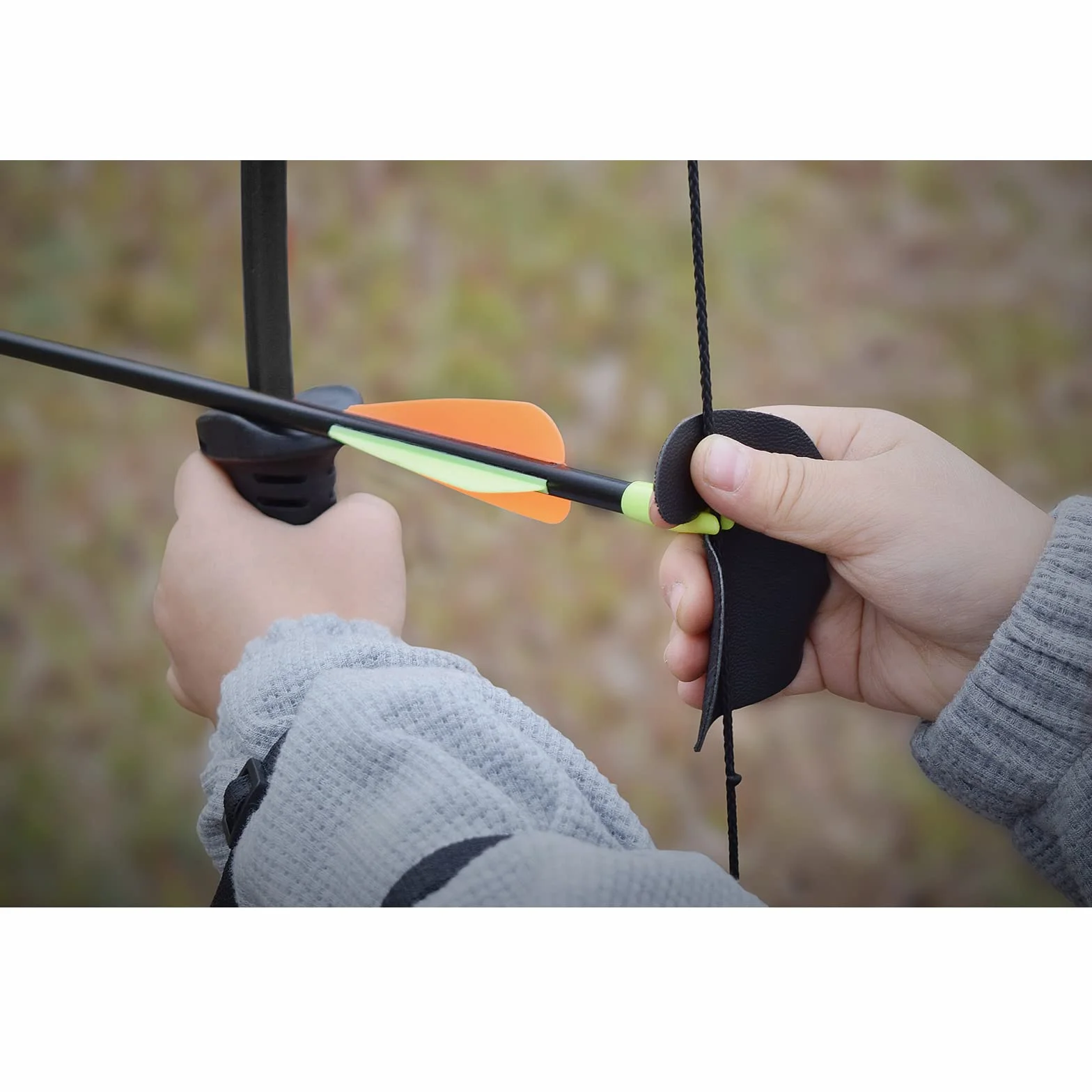 Elong Recurve Arc et Flèche Set Tir à l'arc Débutant avec 8 Flèches, Protège-bras, Carquois