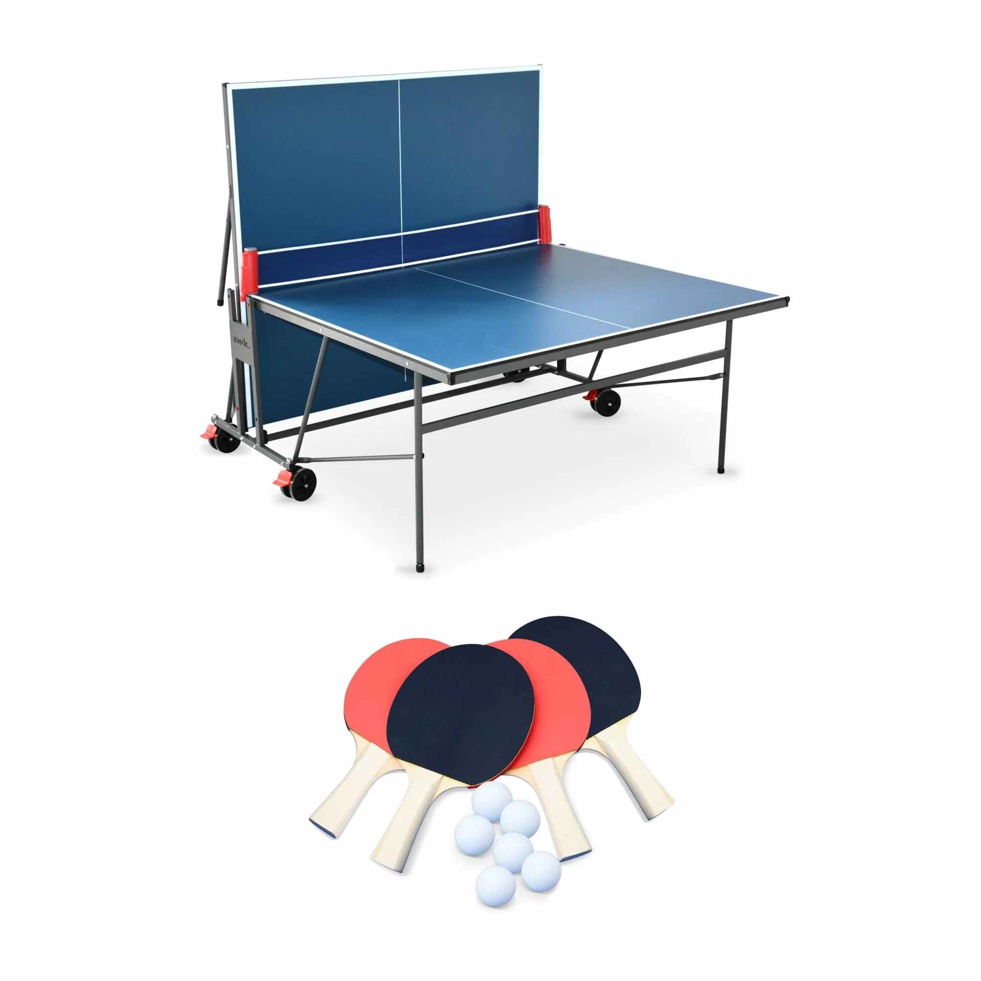 Table de ping-pong intérieur avec raquettes et balles tennis de table