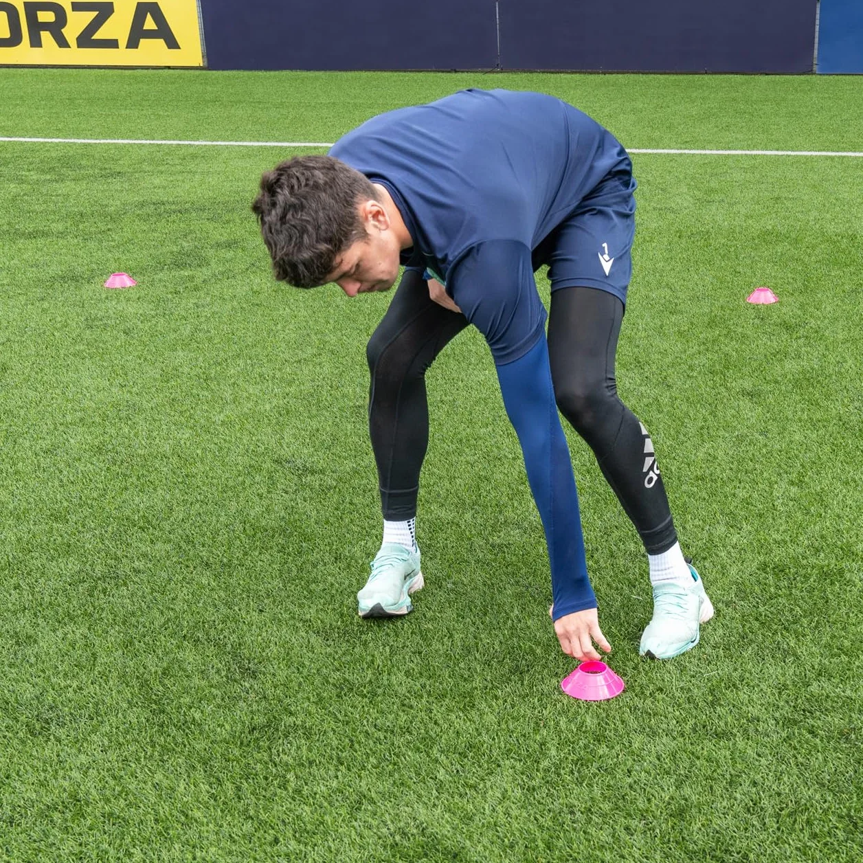 FORZA Cônes d'Entraînement Pack de 50/1000 pour Football Rugby
