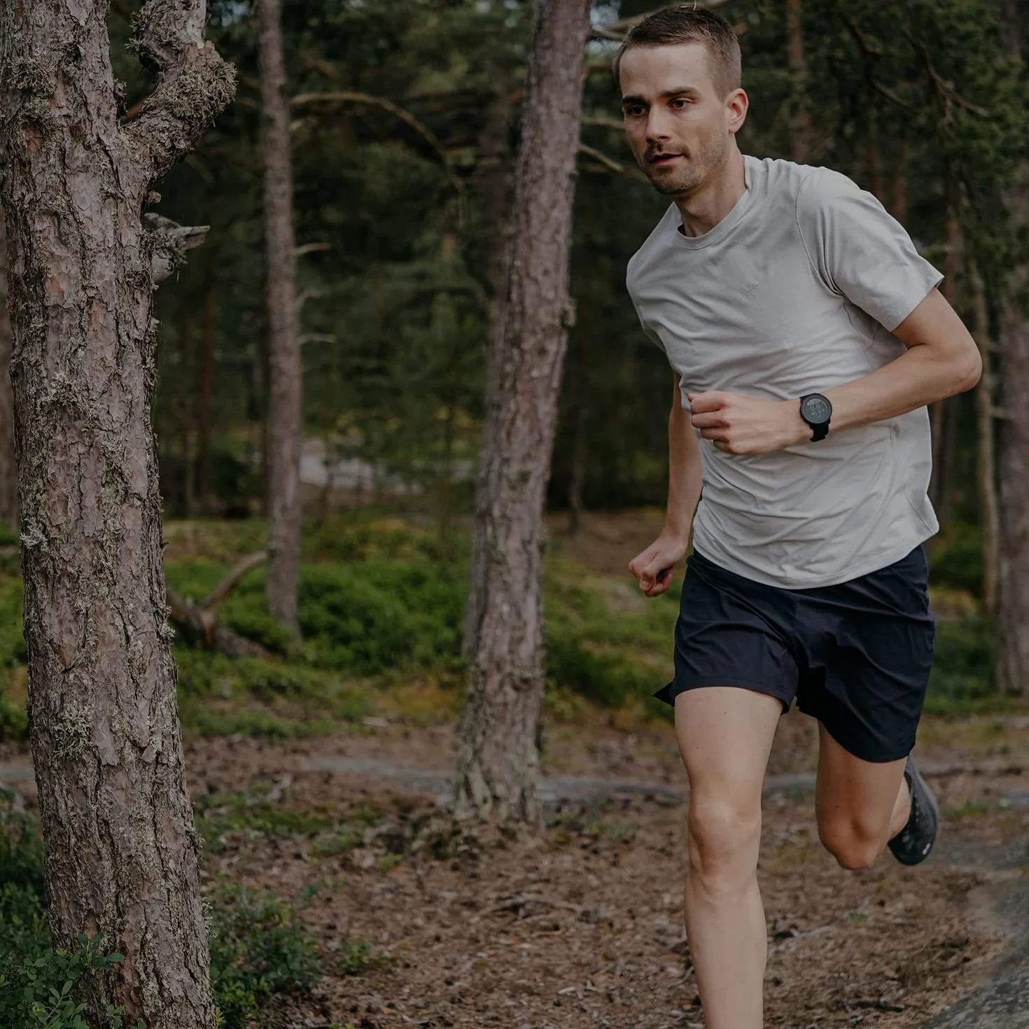 SUUNTO 9 Peak Pro Montre Sport GPS Homme Femme, Cardiofréquencemètre, Altimètre, Baromètre, 21 Jours Autonomie