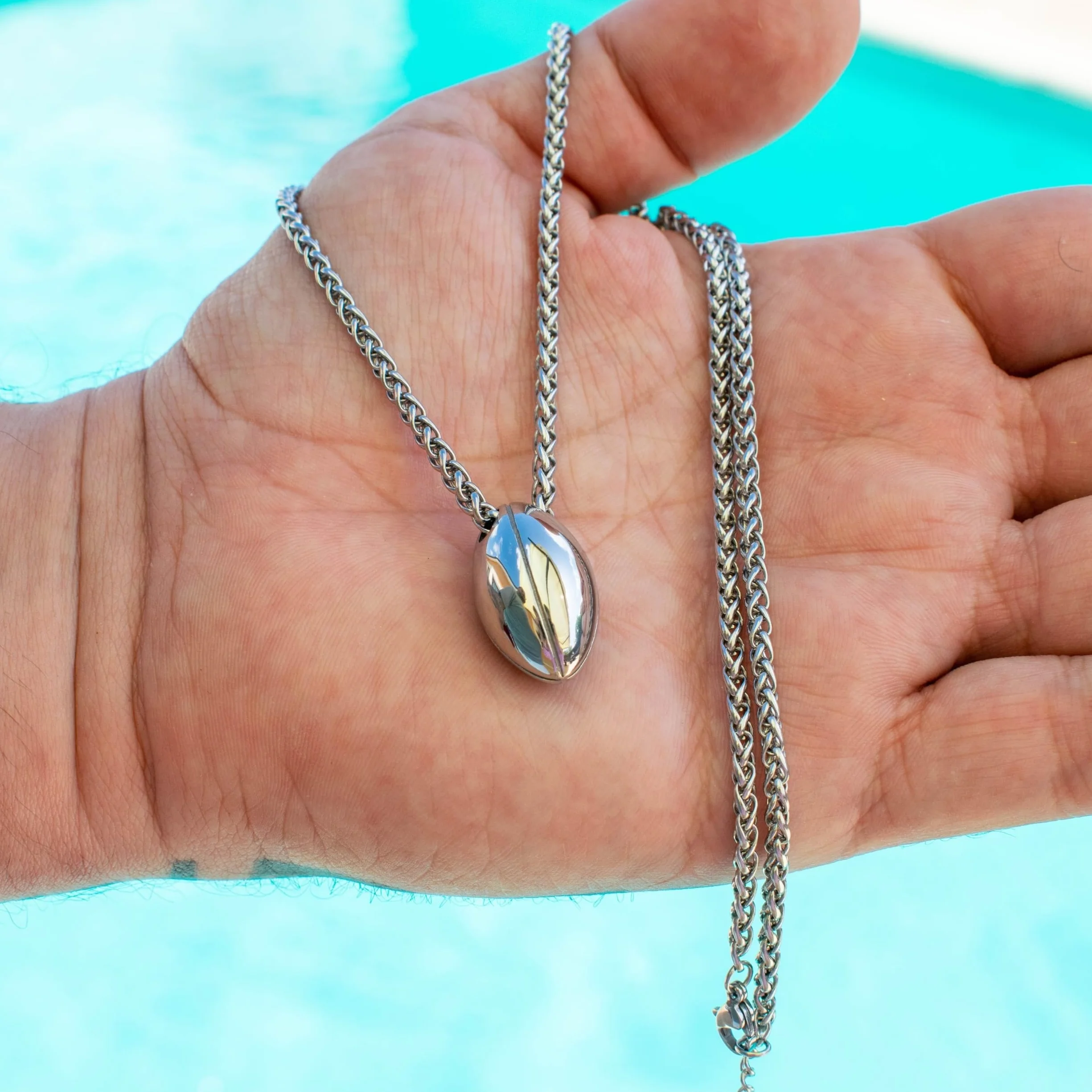 Collier Rugby Homme acier inoxydable pendentif ballon de rugby bijou accessoire