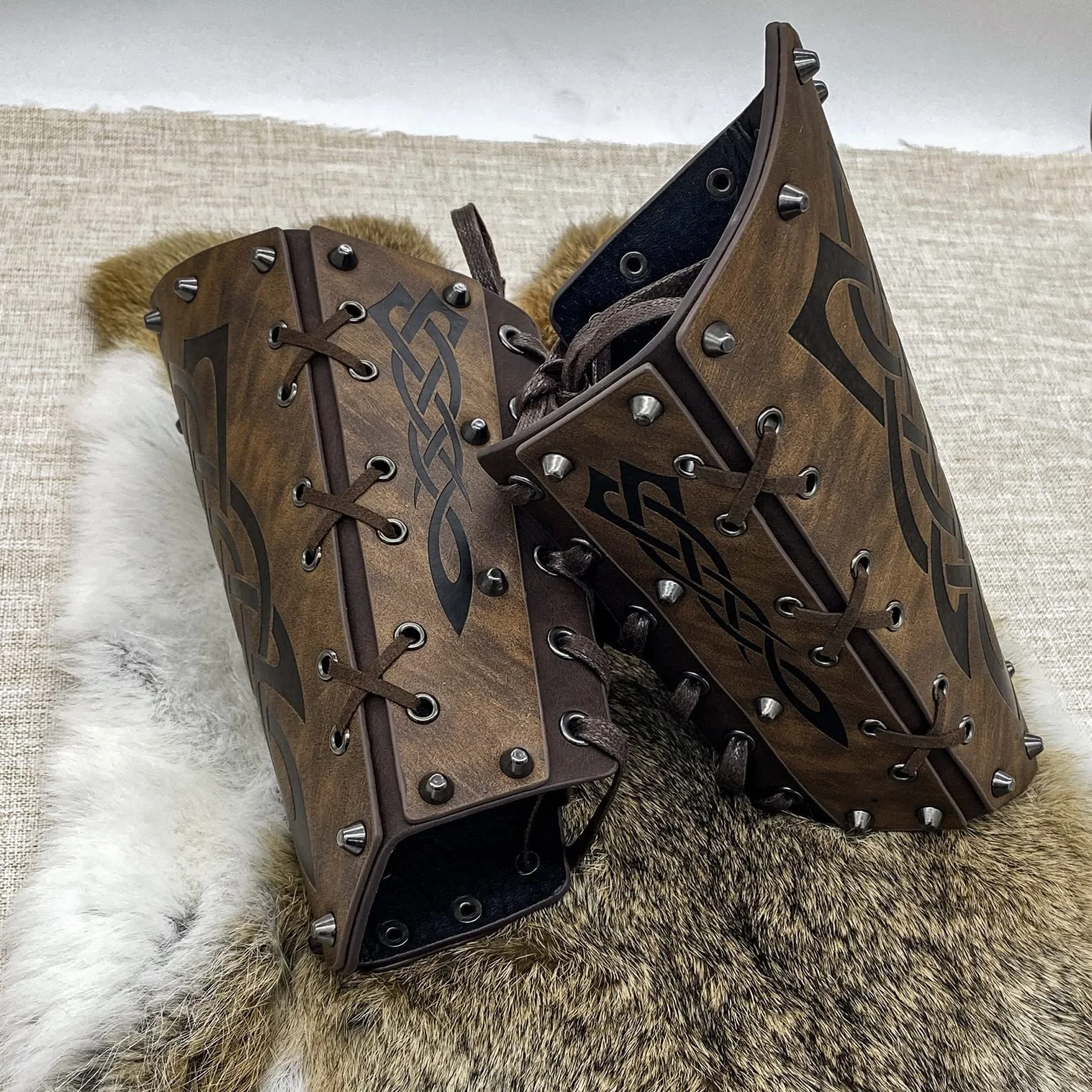 Brassard en cuir rétro médiéval pour tir à l'arc, bracelet Viking LARP Cosplay Renaissance