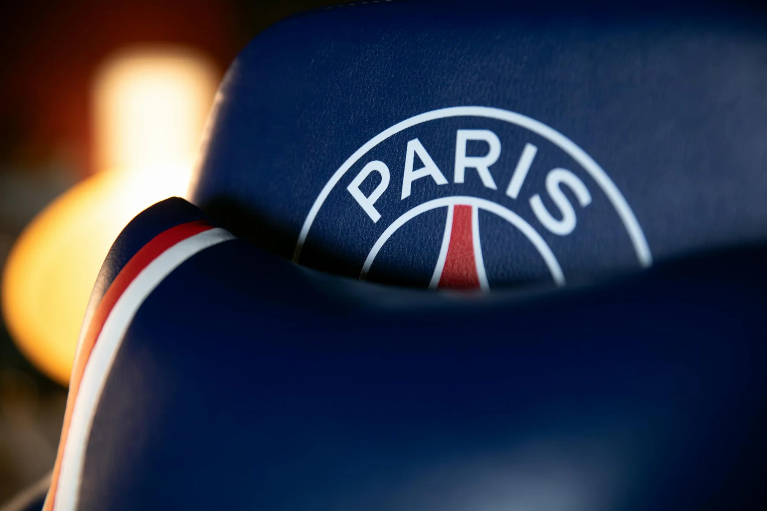 Konix PSG Chaise de Bureau Gaming Premium Inclinaison 150° Cuir Polyuréthane Coussin Lombaire Cervical Réglable Appui Tête Bleu