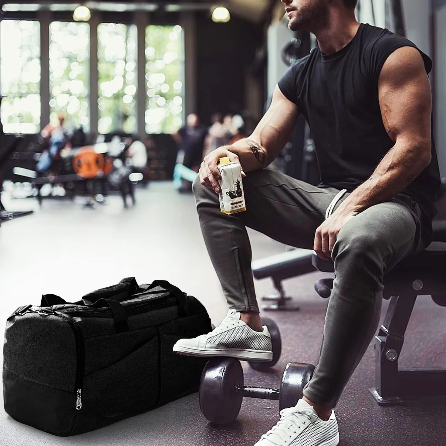 Sac de Sport 40L Compartiment Chaussures Waterproof Noir