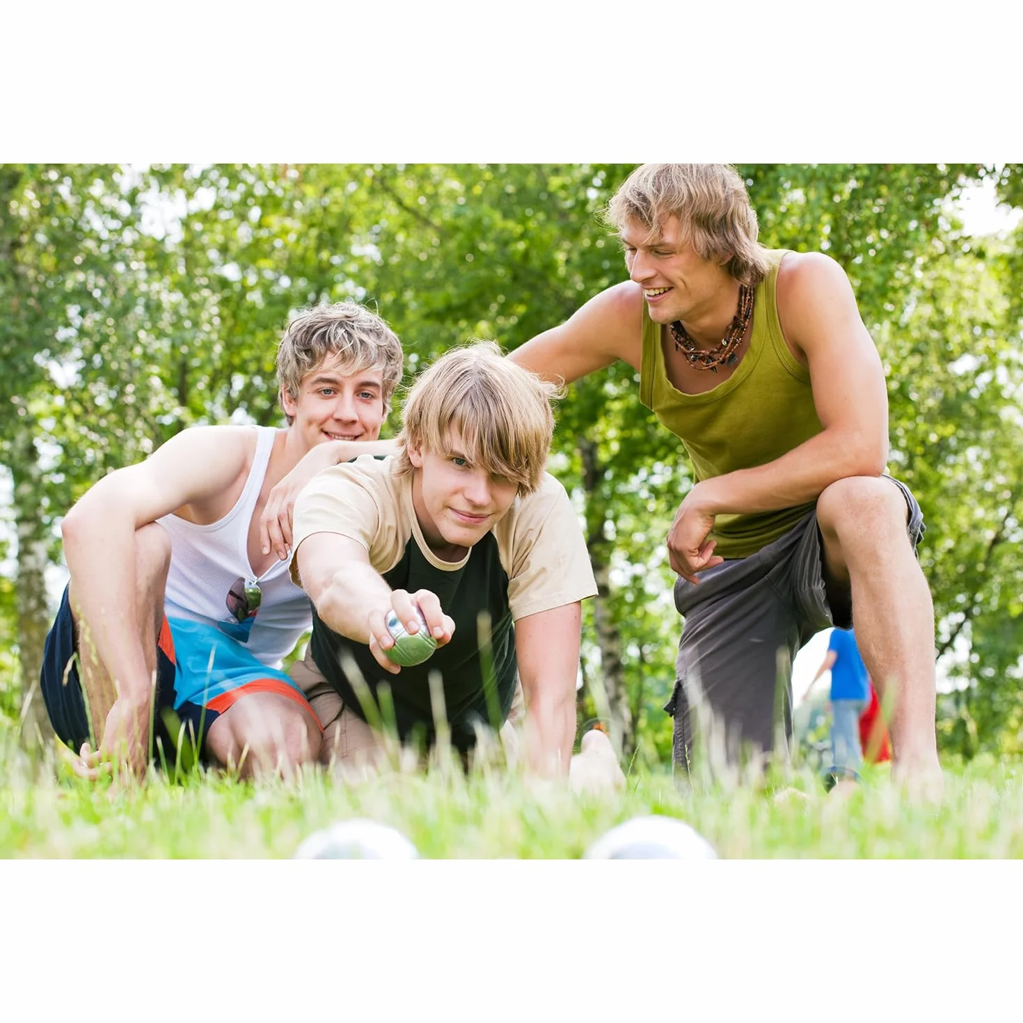 Lot de 8 boules de pétanque avec accessoires Motifs gravés Couvercle