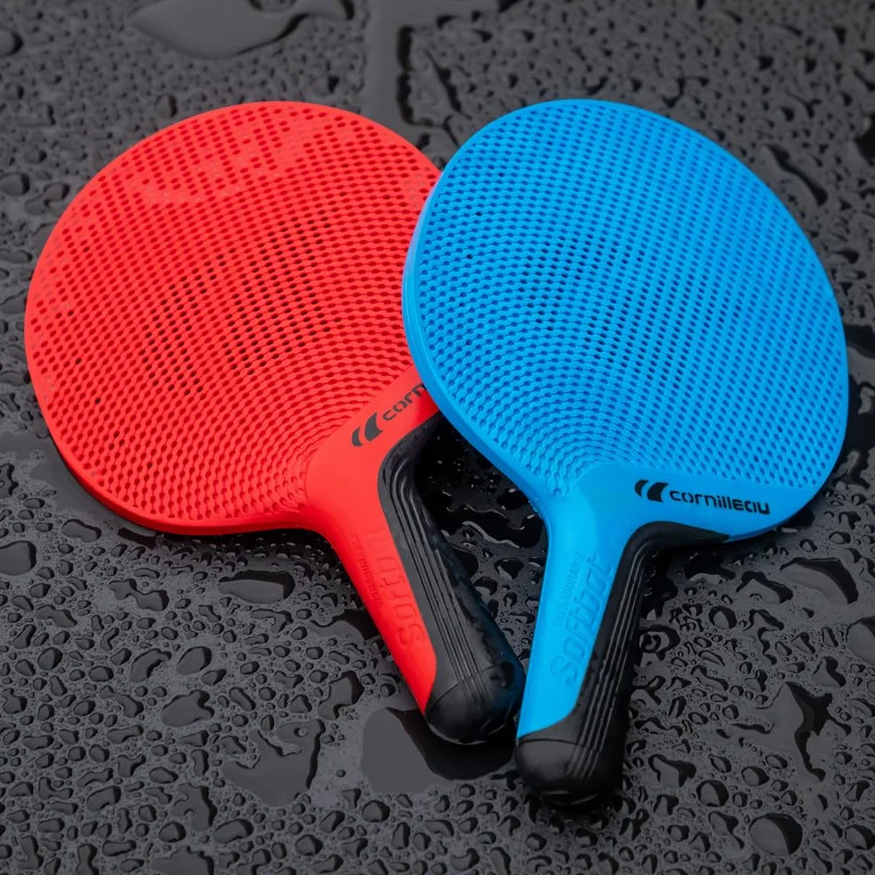 CORNILLEAU SOFTBAT Pack Duo 2 Raquettes de Ping Pong d'Extérieur Éco-conçues Bleu Rouge