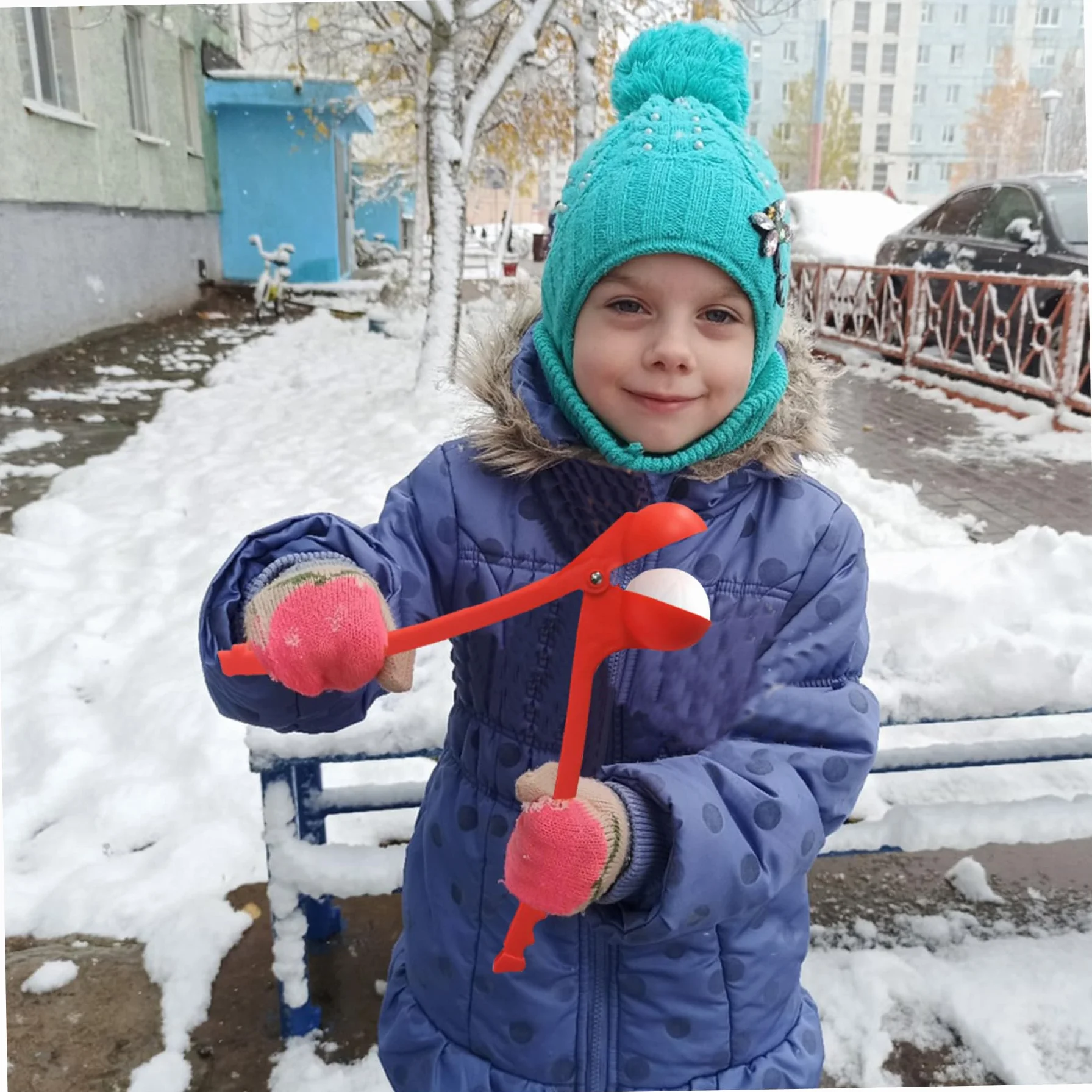 Lanceur de boules de neige portable en plastique rouge pour enfants et adultes