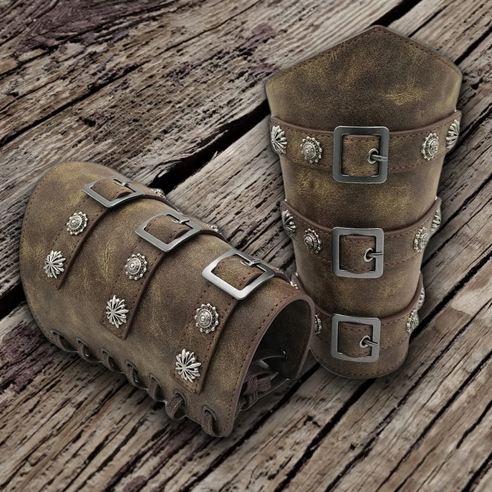 COSFAN Brassards Rétro Armure Médiévale en Cuir Réglable pour Tir Chasse Viking Punk Gothique