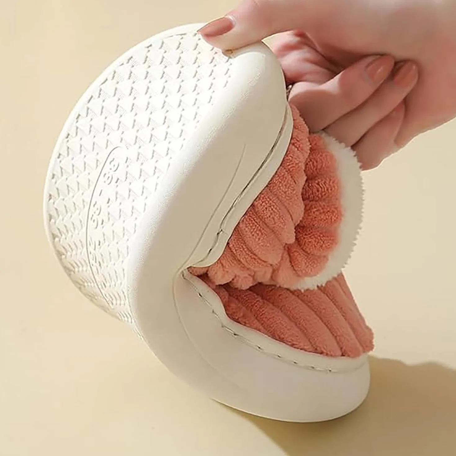 Pantoufles Femme Hiver Chaudes Nuage Antidérapantes Intérieur Extérieur