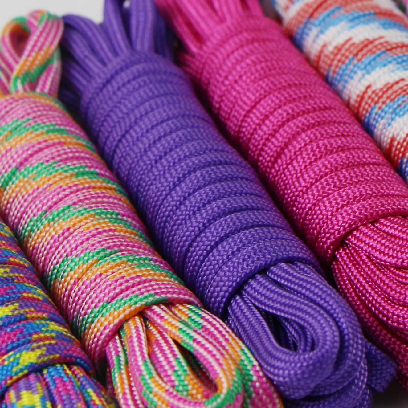Paracorde Kit pour Bracelet Paracord DIY Porte-clés Cordon 10pcs