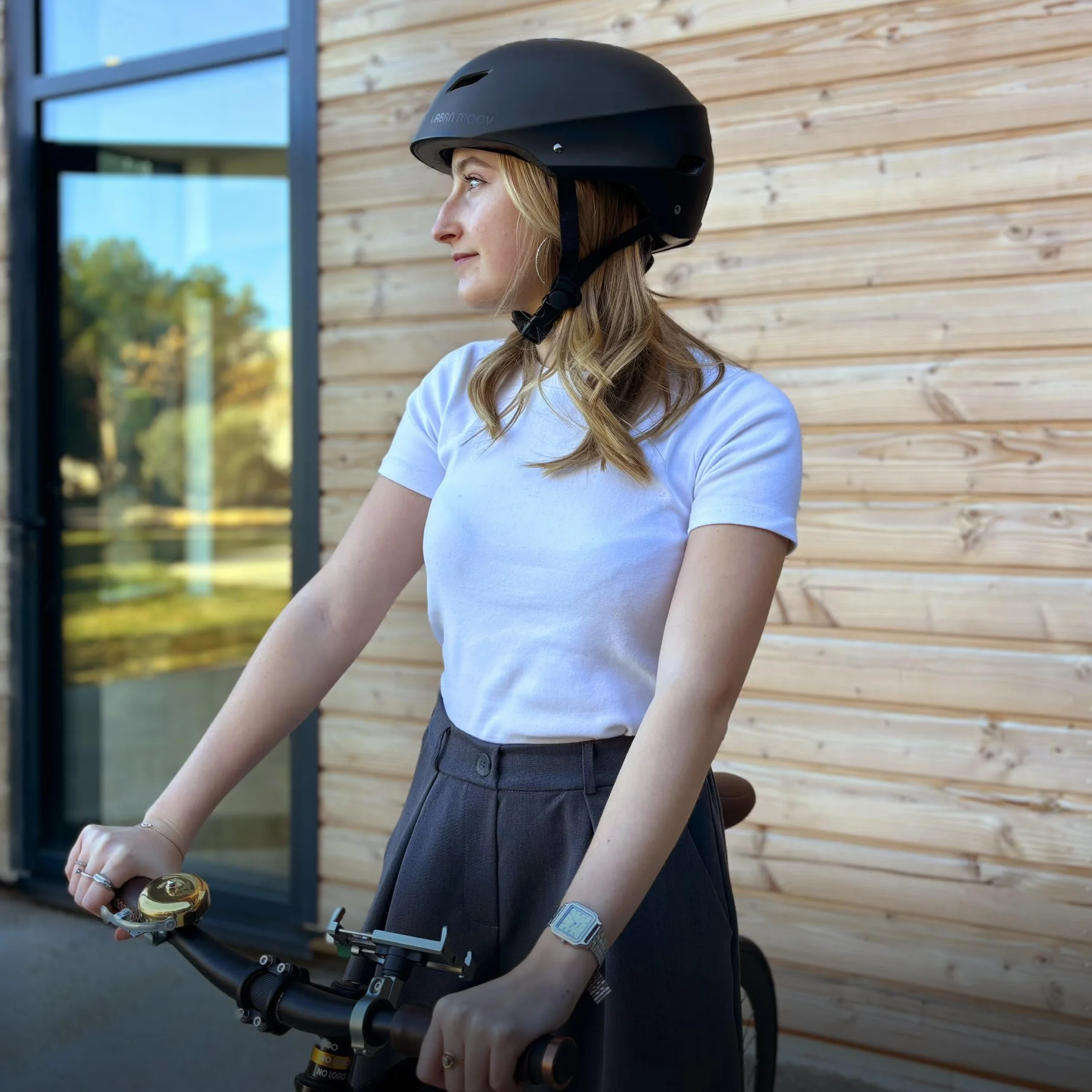 T'nB Veasy Casque de Protection Vélo et Trottinette Électrique Ajustable avec Aérations