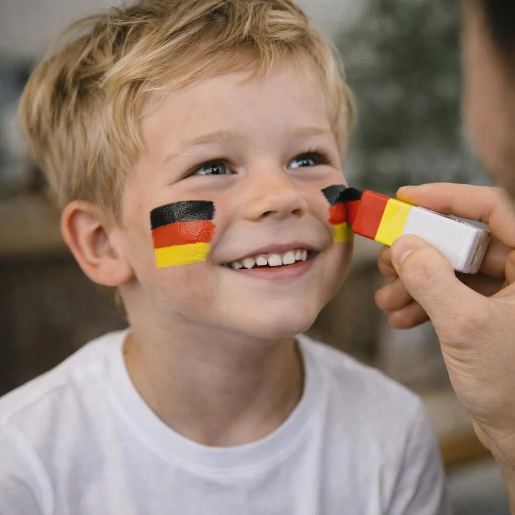 Lot de 3 crayons de maquillage Allemagne - Noir, rouge, jaune (doré) - Décoration fête football Euro 2024