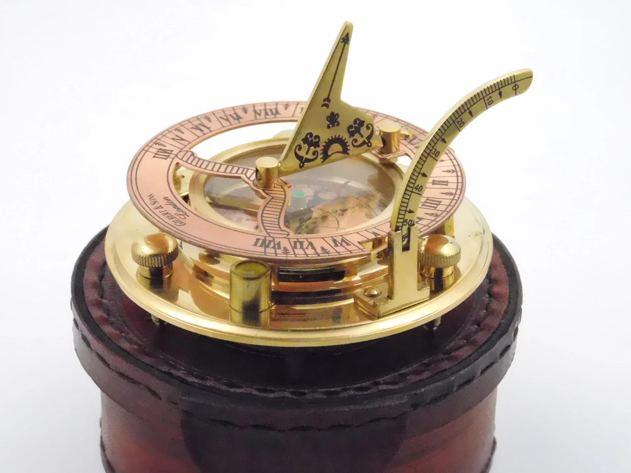 Boussole Sundial en laiton antique avec étui en cuir