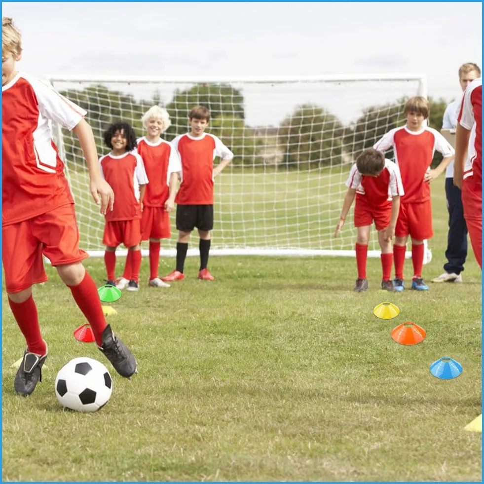 Lot de 15 Cônes d'Entraînement en PE Souple - 5 Couleurs Vives pour Football, Rugby, Fitness