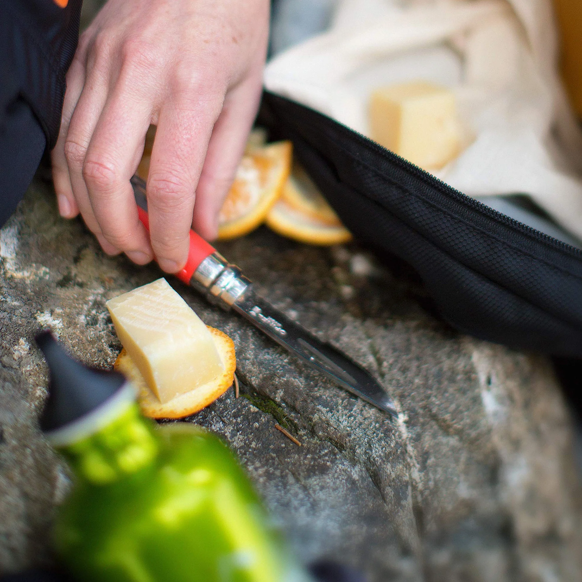 Opinel N°08 Outdoor Fluo Amarillo Couteaux
