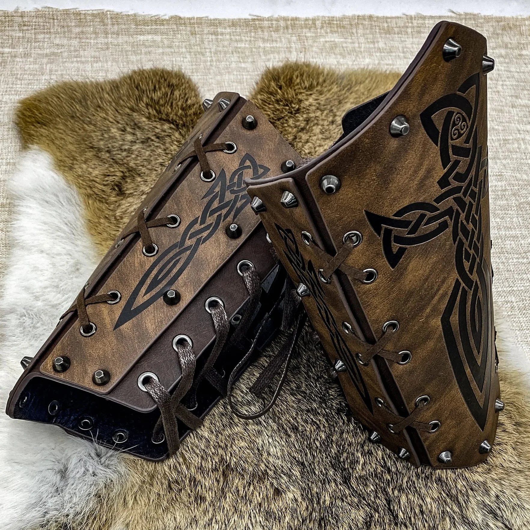Bracelets Viking pour Homme, Gantelets Médiévaux en Faux Cuir, Vambrace Rétro pour LARP Cosplay